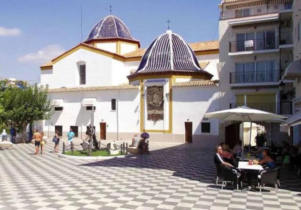 Apartamento Centrico Y En Primera Linea De Playa Apartment Benidorm Luaran gambar