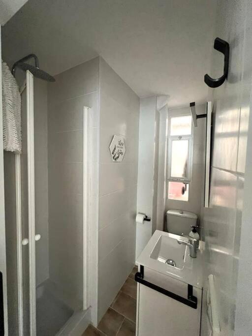 Apartamento Centrico Y En Primera Linea De Playa Apartment Benidorm Luaran gambar