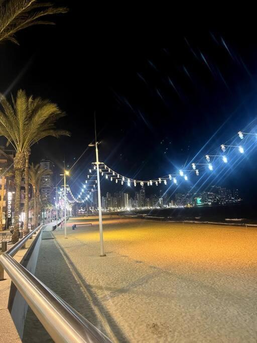 Apartamento Centrico Y En Primera Linea De Playa Apartment Benidorm Luaran gambar