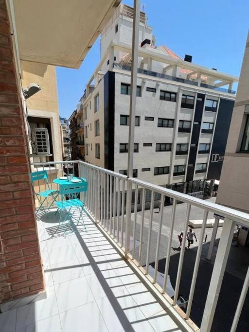 Apartamento Centrico Y En Primera Linea De Playa Apartment Benidorm Luaran gambar